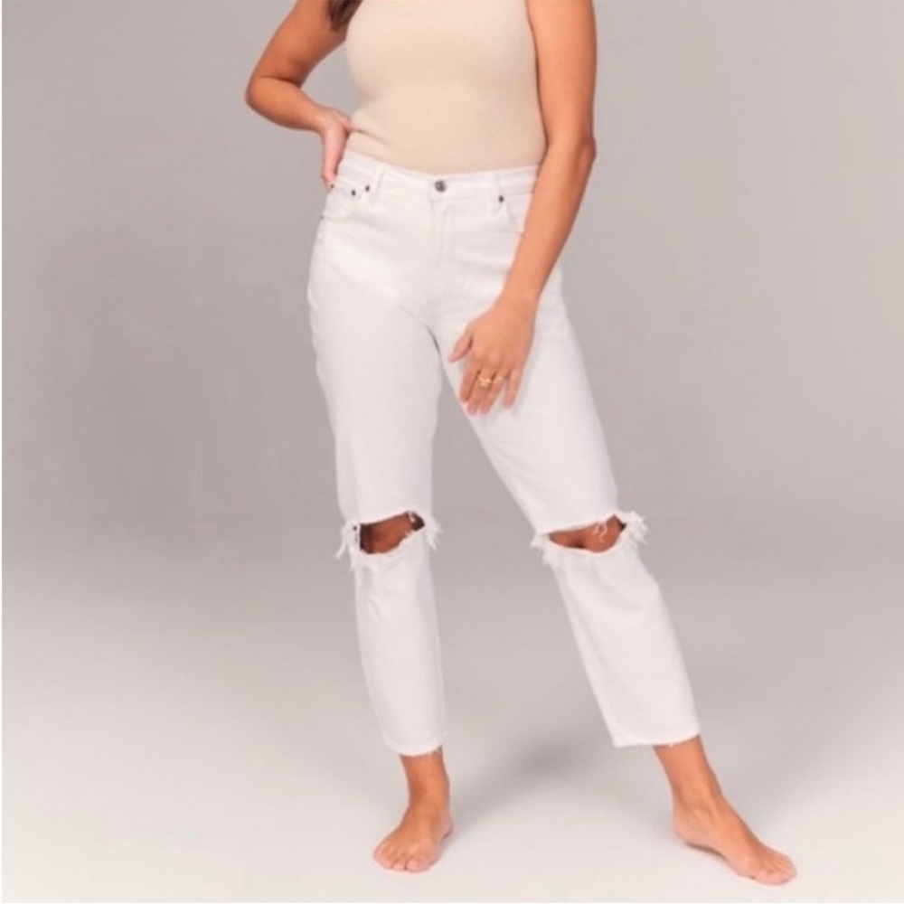 Abercrombie & Fitch White Cropped Jeans